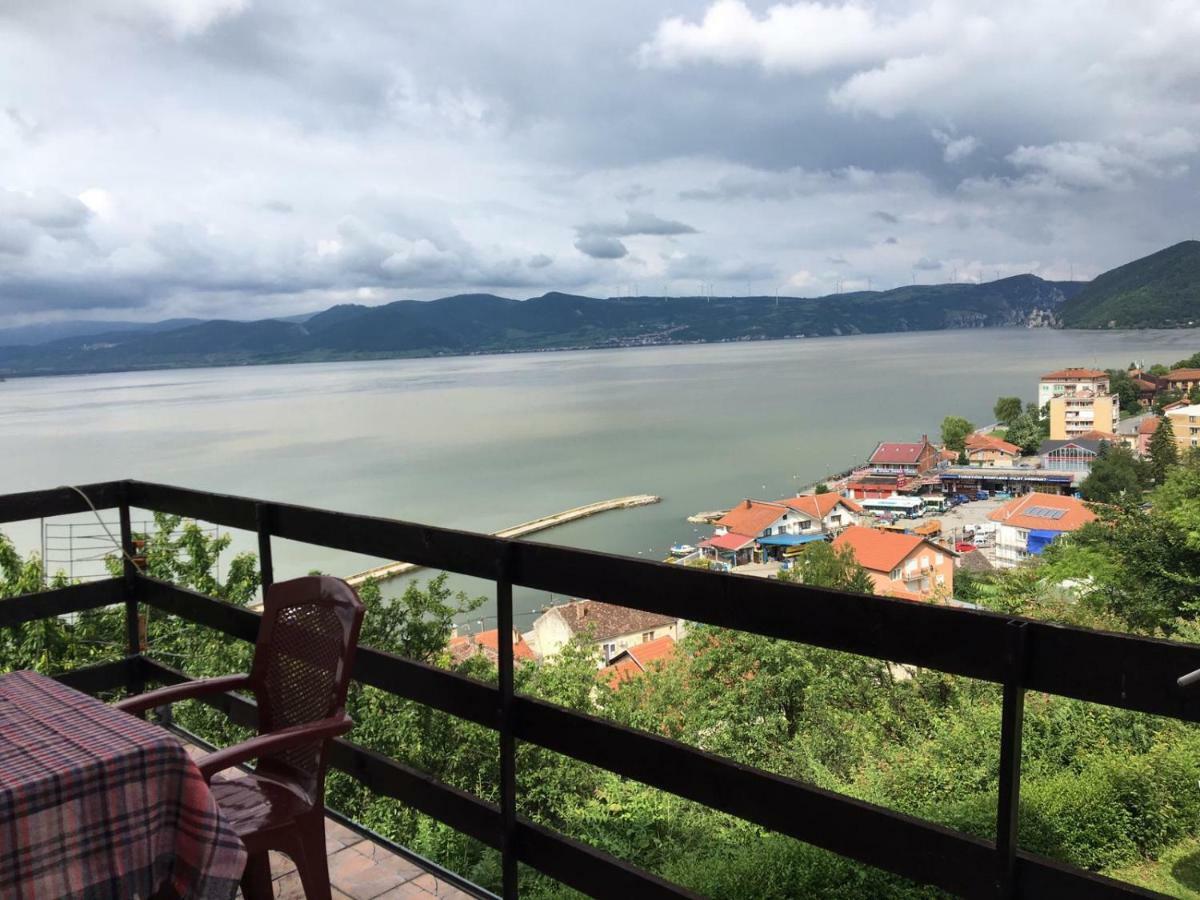 Apartmani Vidikovac Golubac Exterior foto
