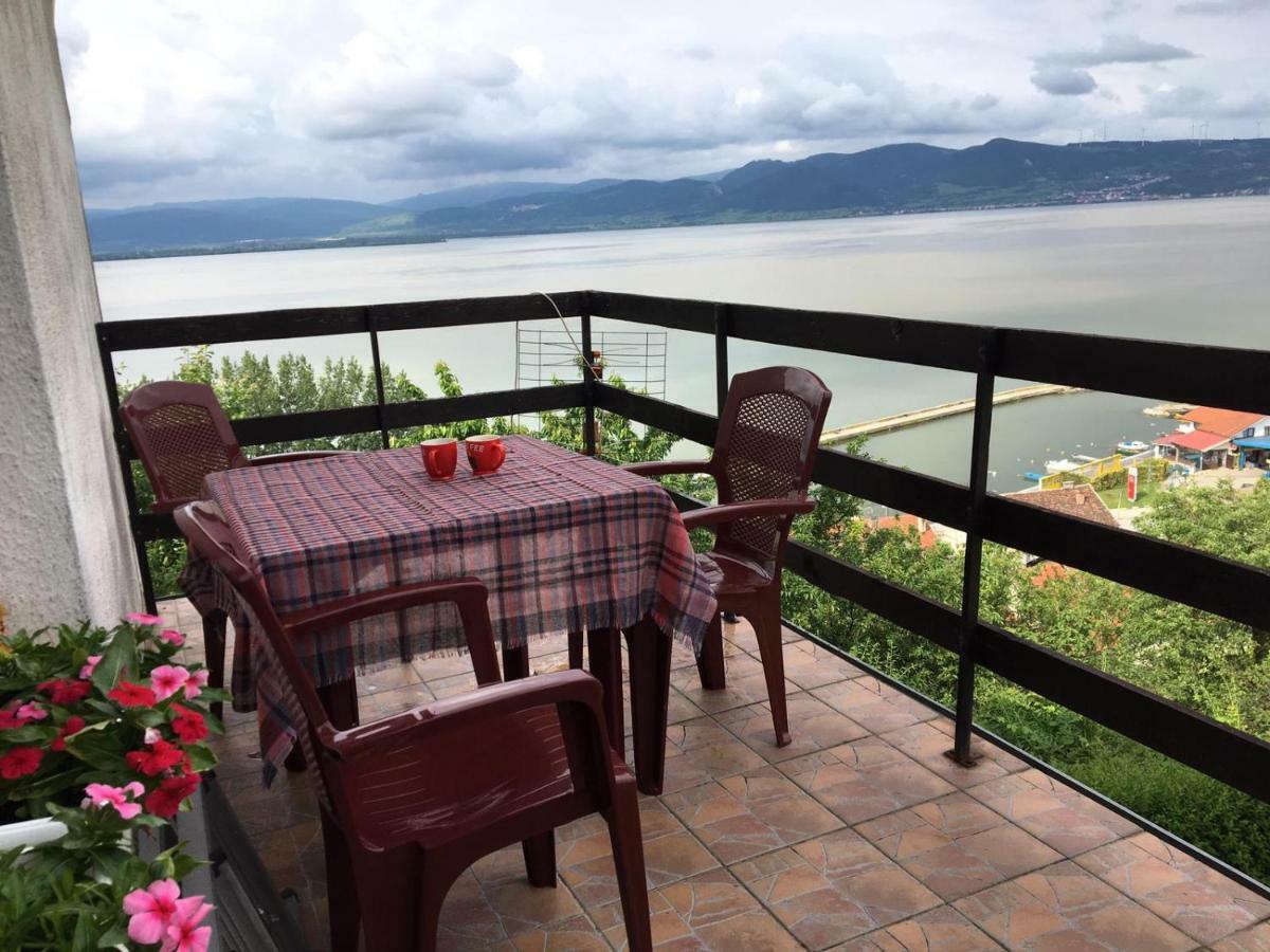 Apartmani Vidikovac Golubac Exterior foto